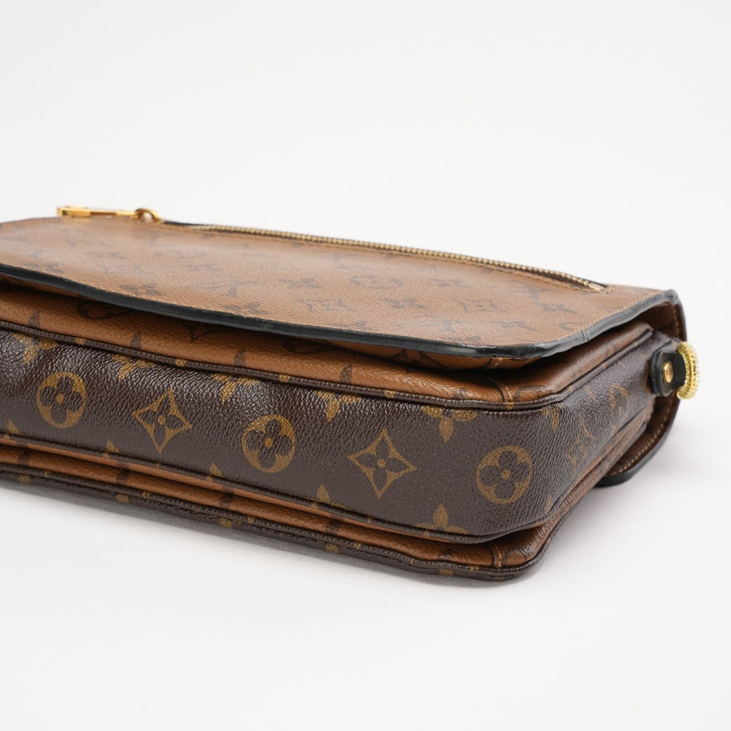 Louis Vuitton Monogram Pochette Metis MM Hand Bag 2017