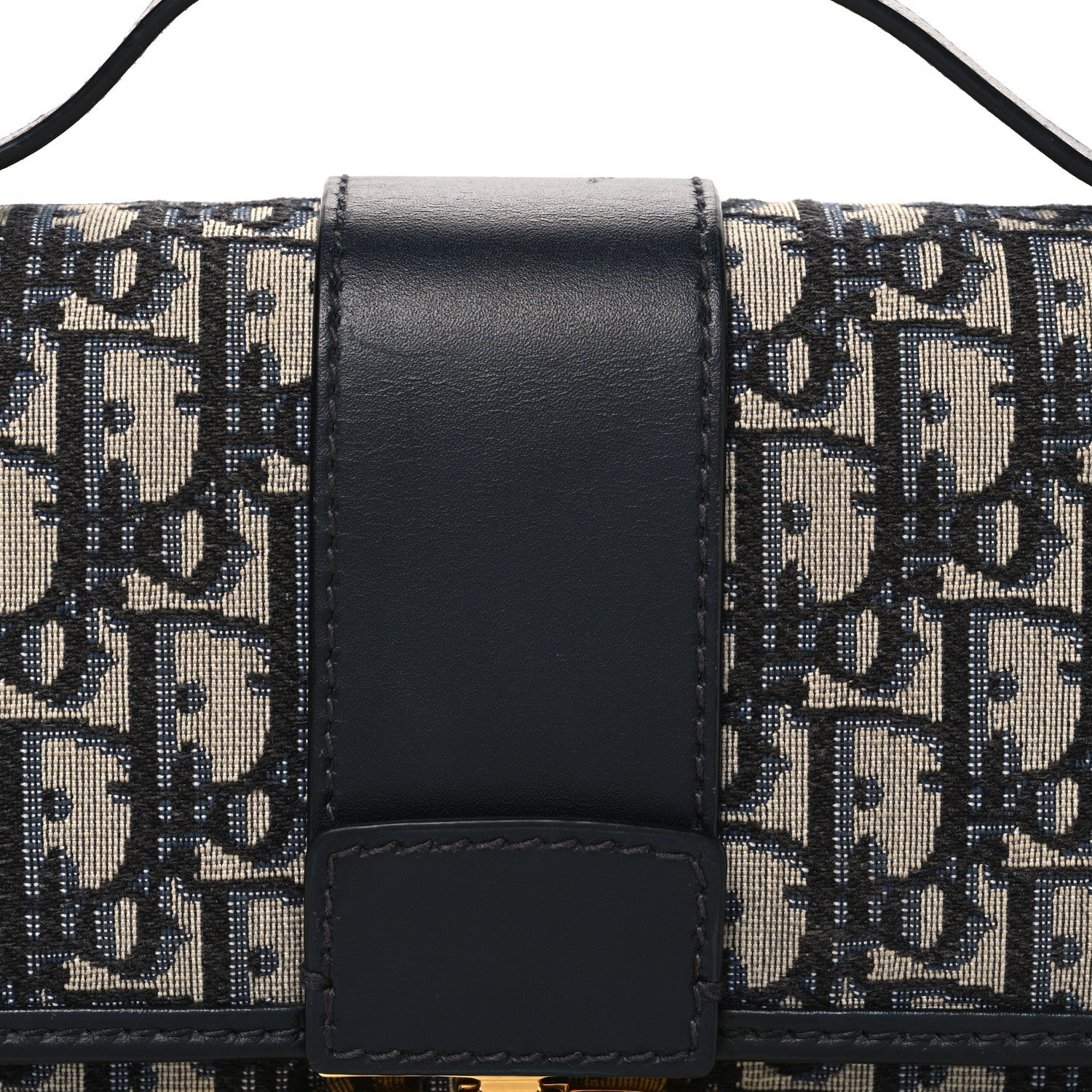 Oblique 30 Montaigne Flap Bag Blue
