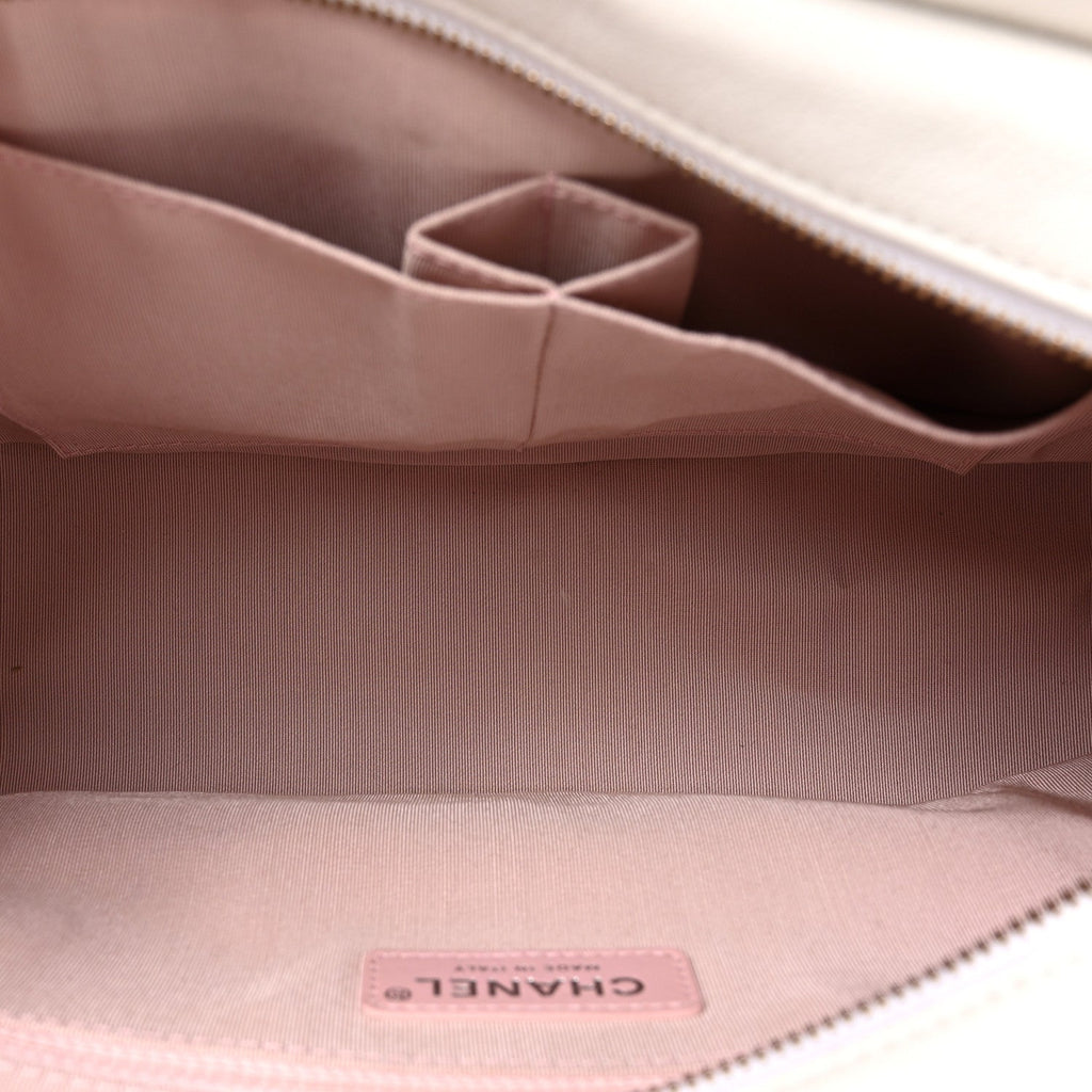 Patent Goatskin Quilted Medium Gabrielle Hobo White