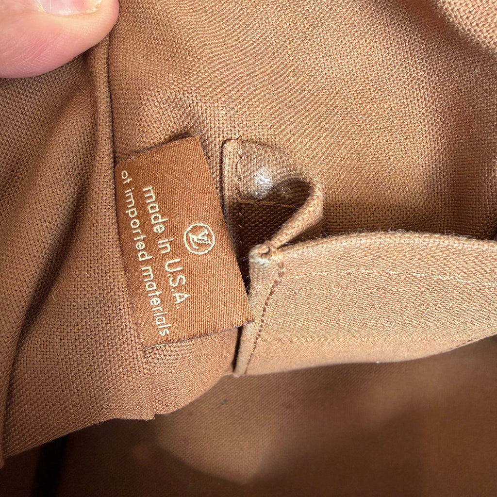LOUIS VUITTON Tivoli GM Shoulder Bag