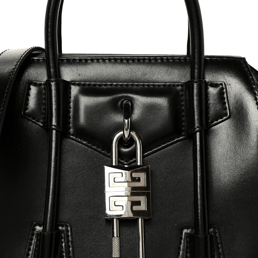 Box Calfskin Small Lock Antigona Shoulder Bag Black