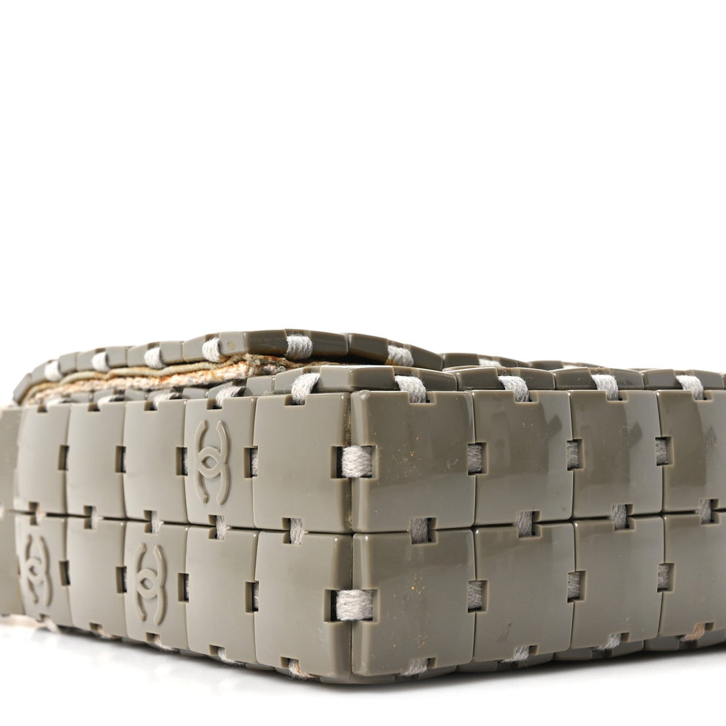 Tweed Resin Tile Flap Green