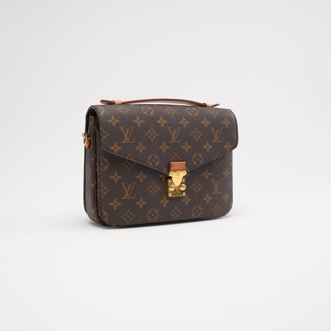 Louis Vuitton Pochette Métis Monogram Canvas 2022