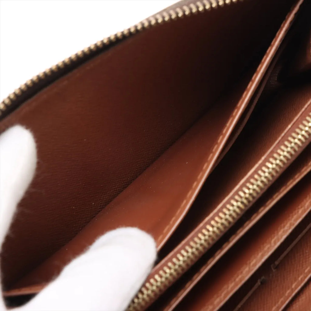 Louis Vuitton Monogram Zippy Wallet