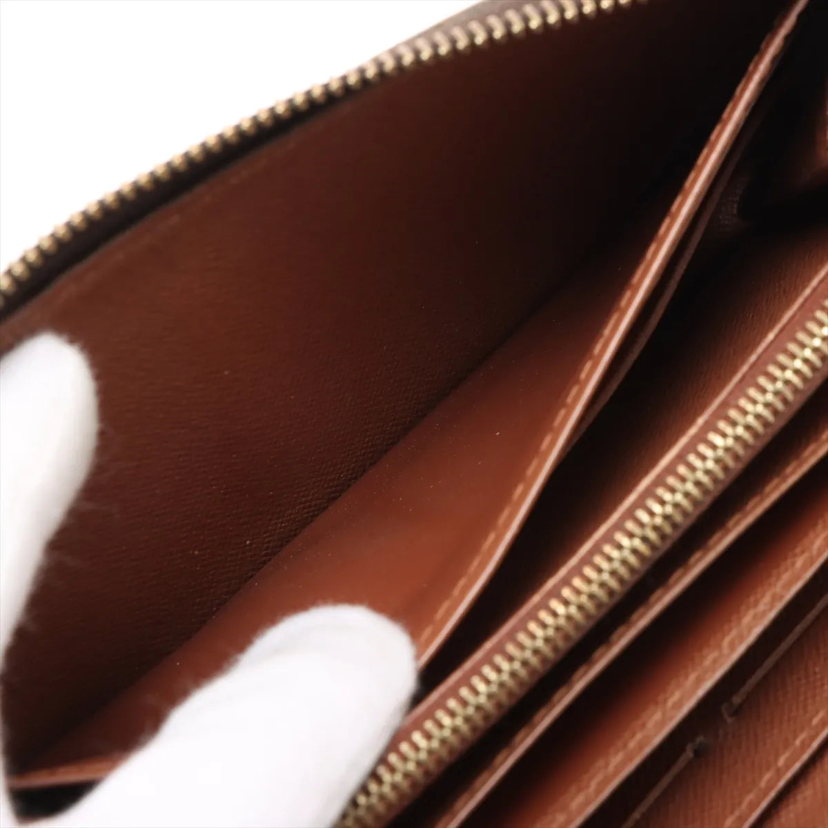 Louis Vuitton Monogram Zippy Wallet