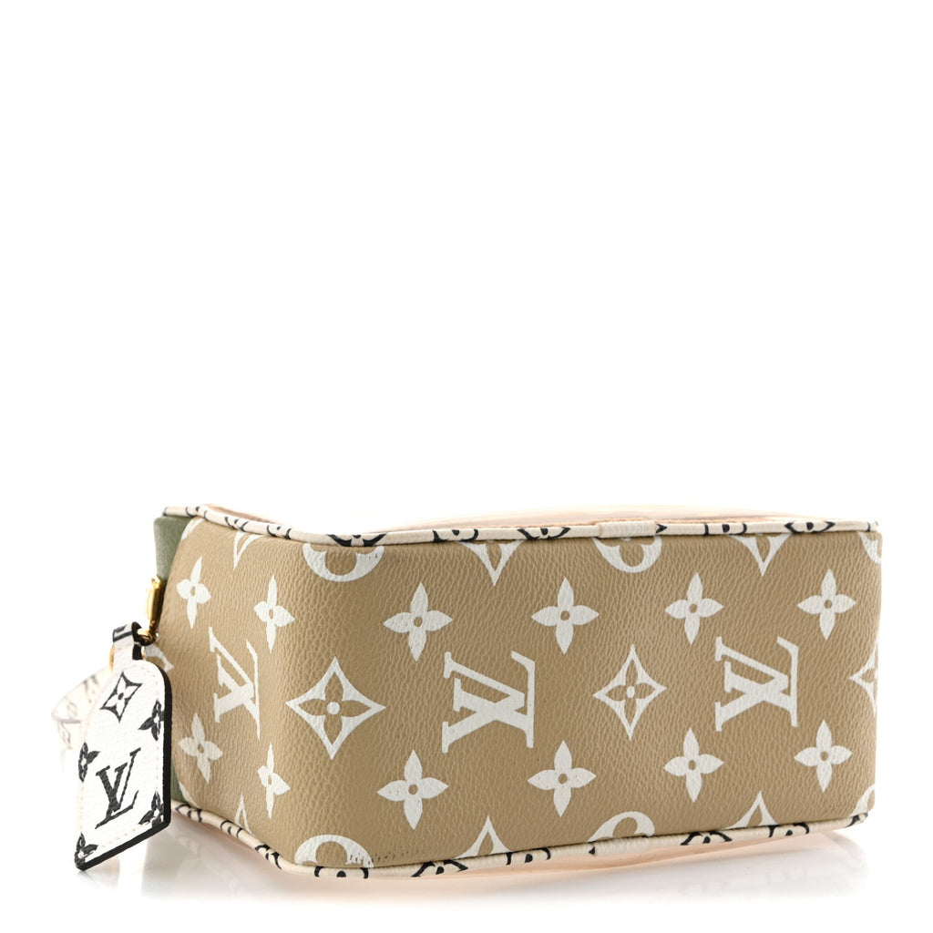 Monogram Giant Beach Pouch Kaki