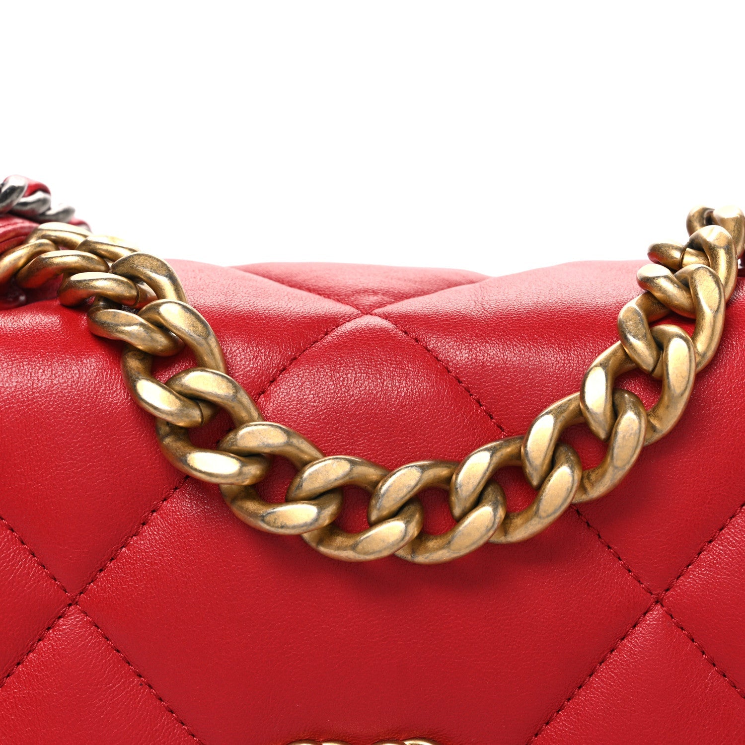 Lambskin Quilted Medium Chanel 19 Flap Red