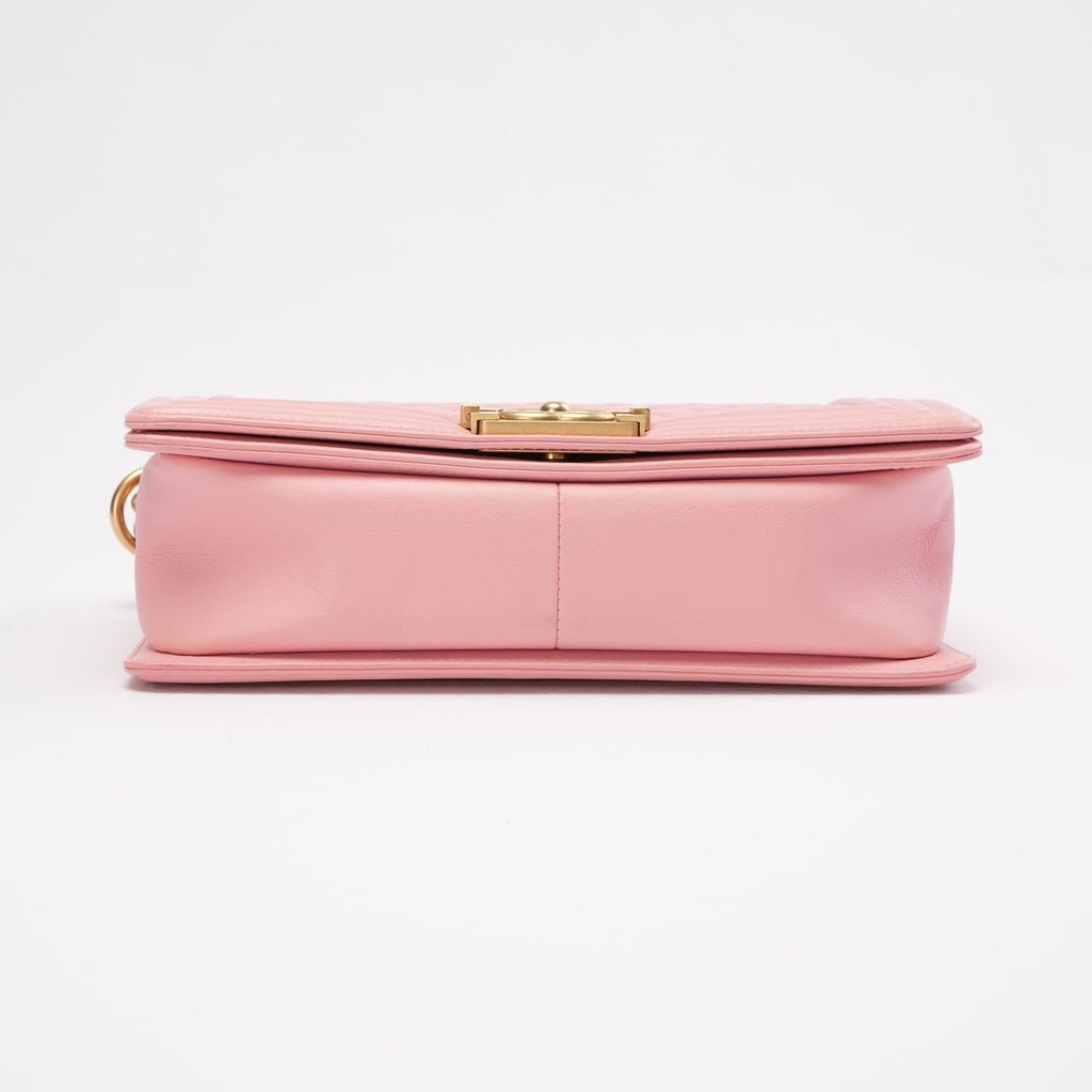Chanel Medium Boy Flap Lambskin Pink 2018