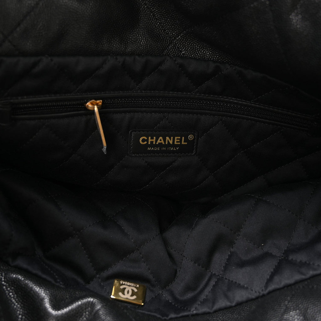 Shiny Caviar Quilted Monochrome Chanel 22 Black
