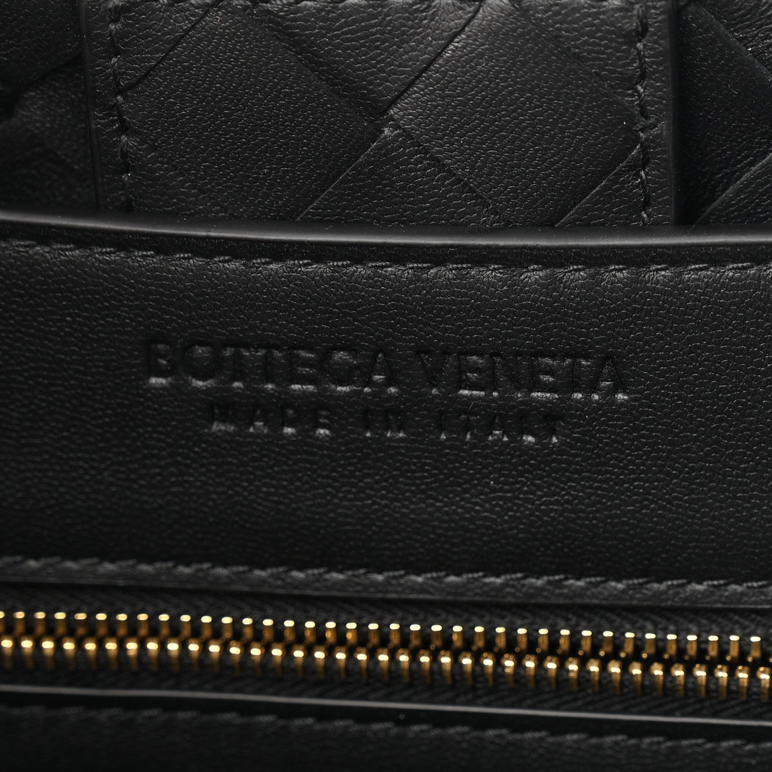 Nappa Intrecciato Medium Andiamo Shoulder Bag Black