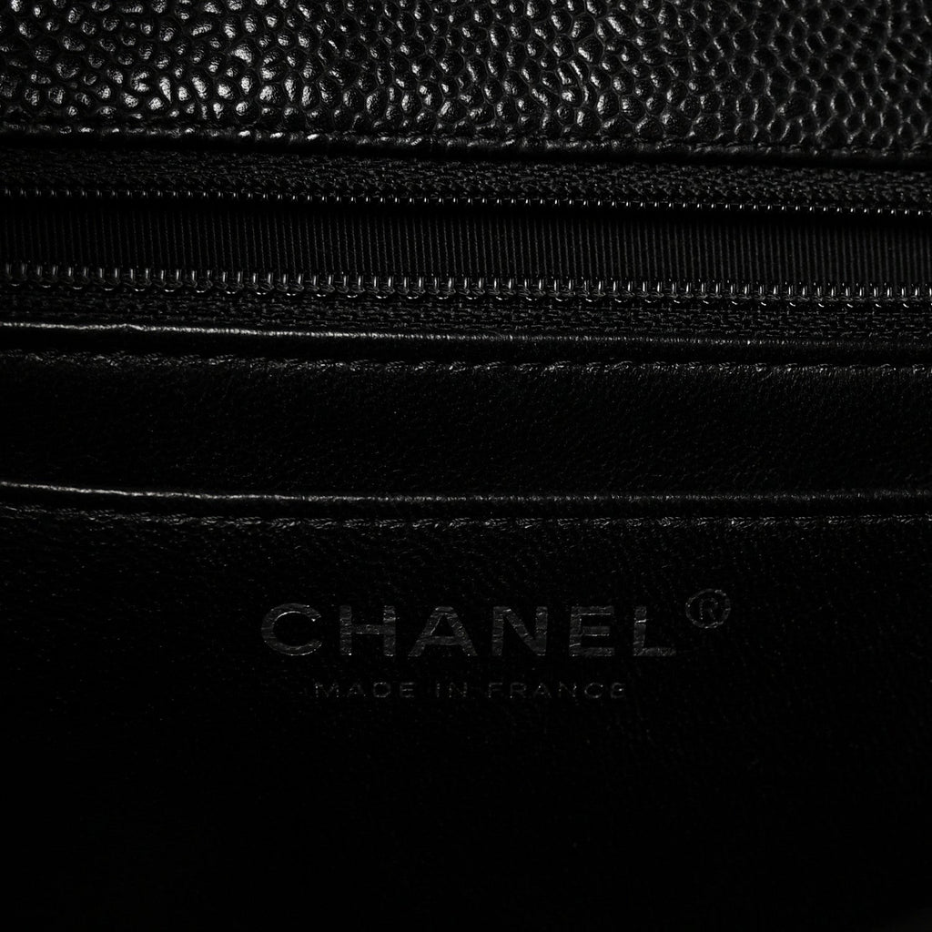 Caviar Quilted Jumbo Single Flap Black