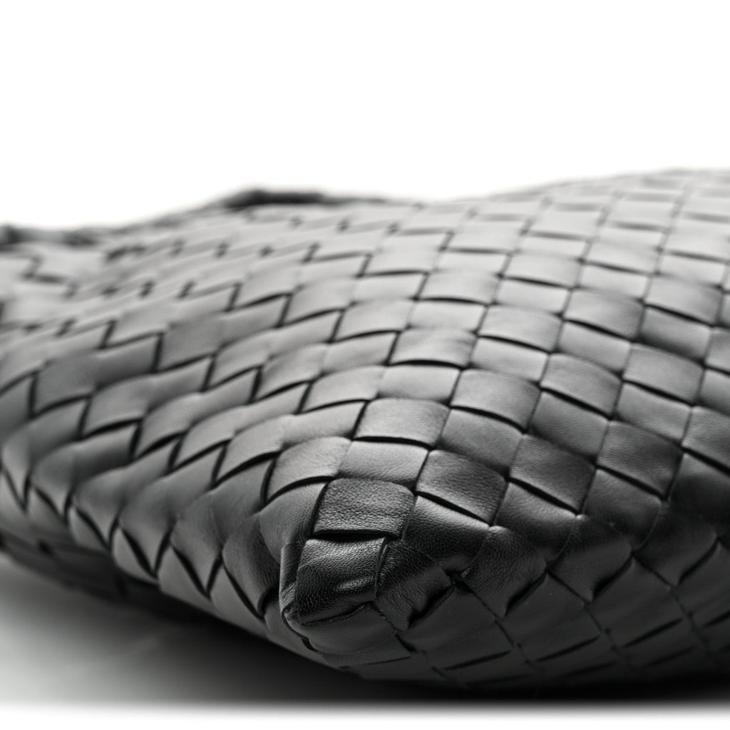 Calfskin Intrecciato Small Hop Black