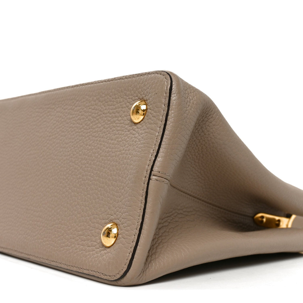 Taurillon Capucines MM Galet