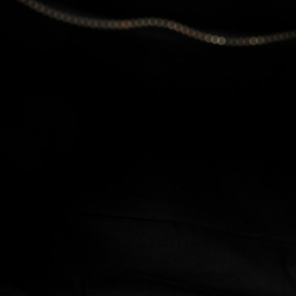 Sugar Goatskin Medium Antigona Black