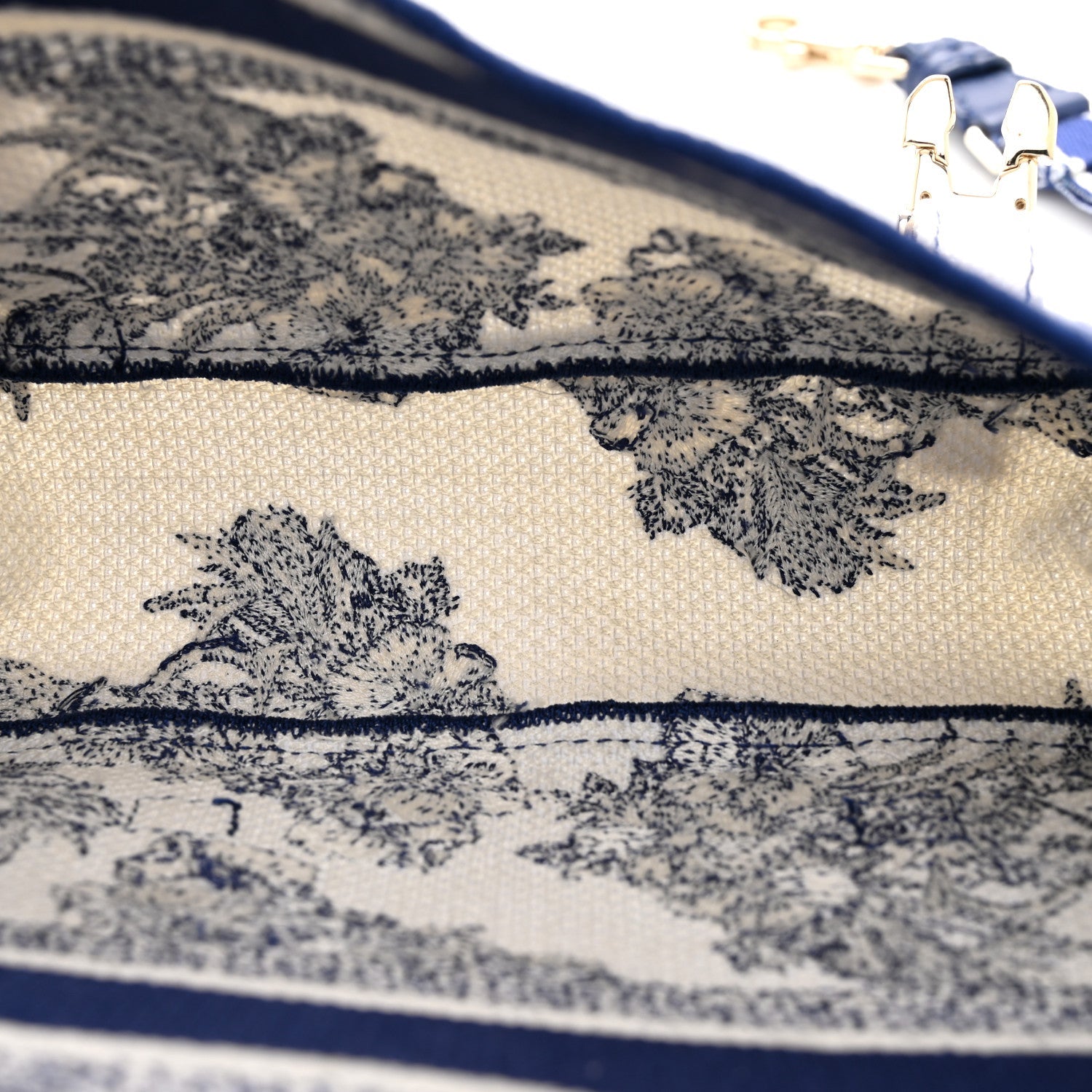 Canvas Embroidered Reve D'Infini Small Diorcamp Messenger  Blue