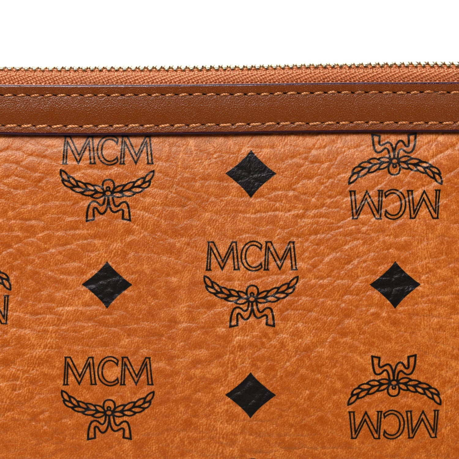 Visetos Medium Stark Wristlet Pouch Cognac