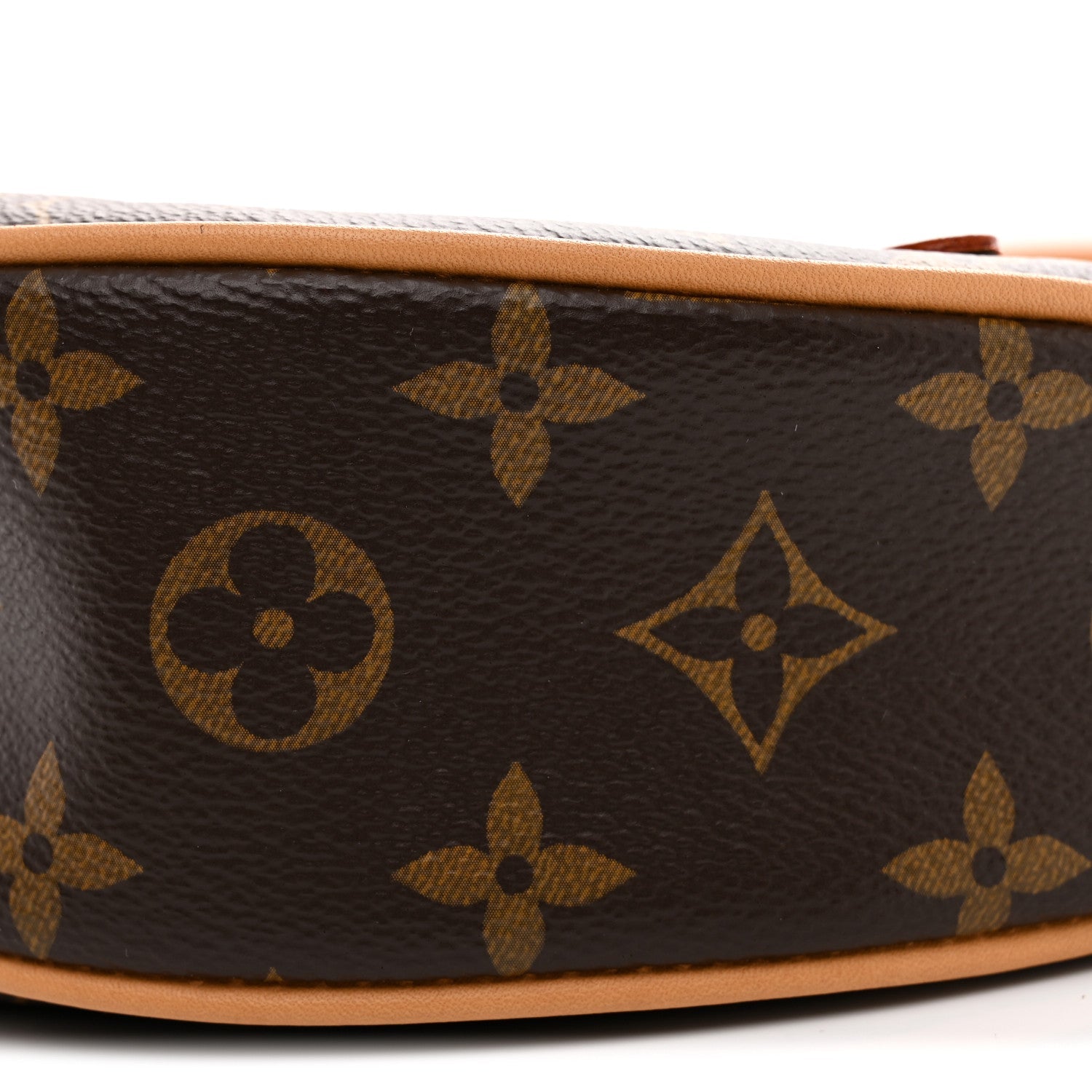 Monogram Loop
