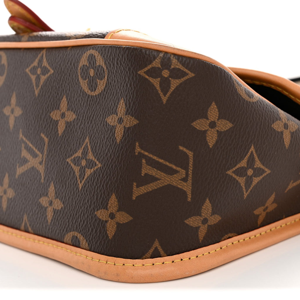 Monogram Diane Black