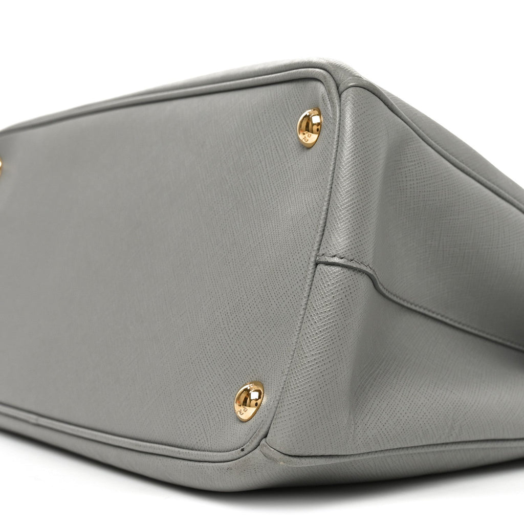 Saffiano Medium Galleria Double Zip Tote Marmo