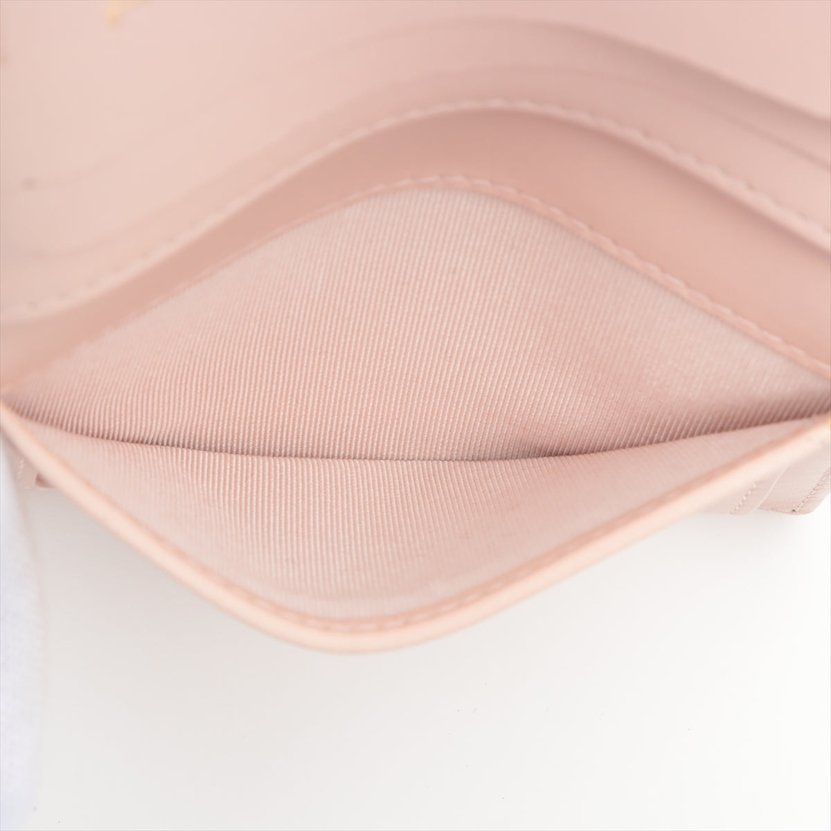 Chanel Vertical Fold Lambskin Pink Card Case