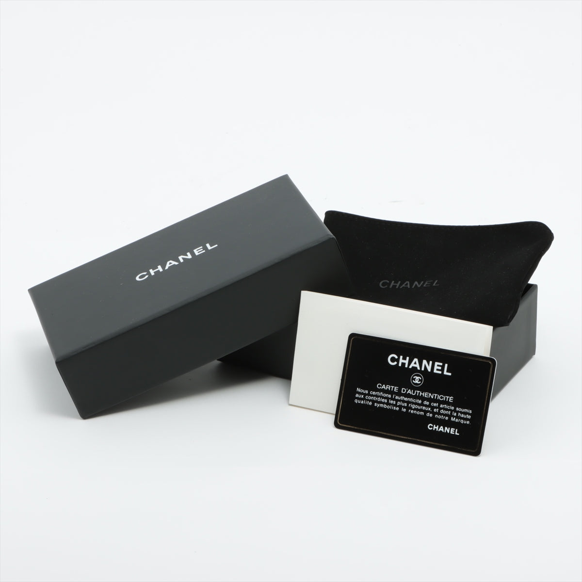 Chanel Vertical Fold Lambskin Pink Card Case