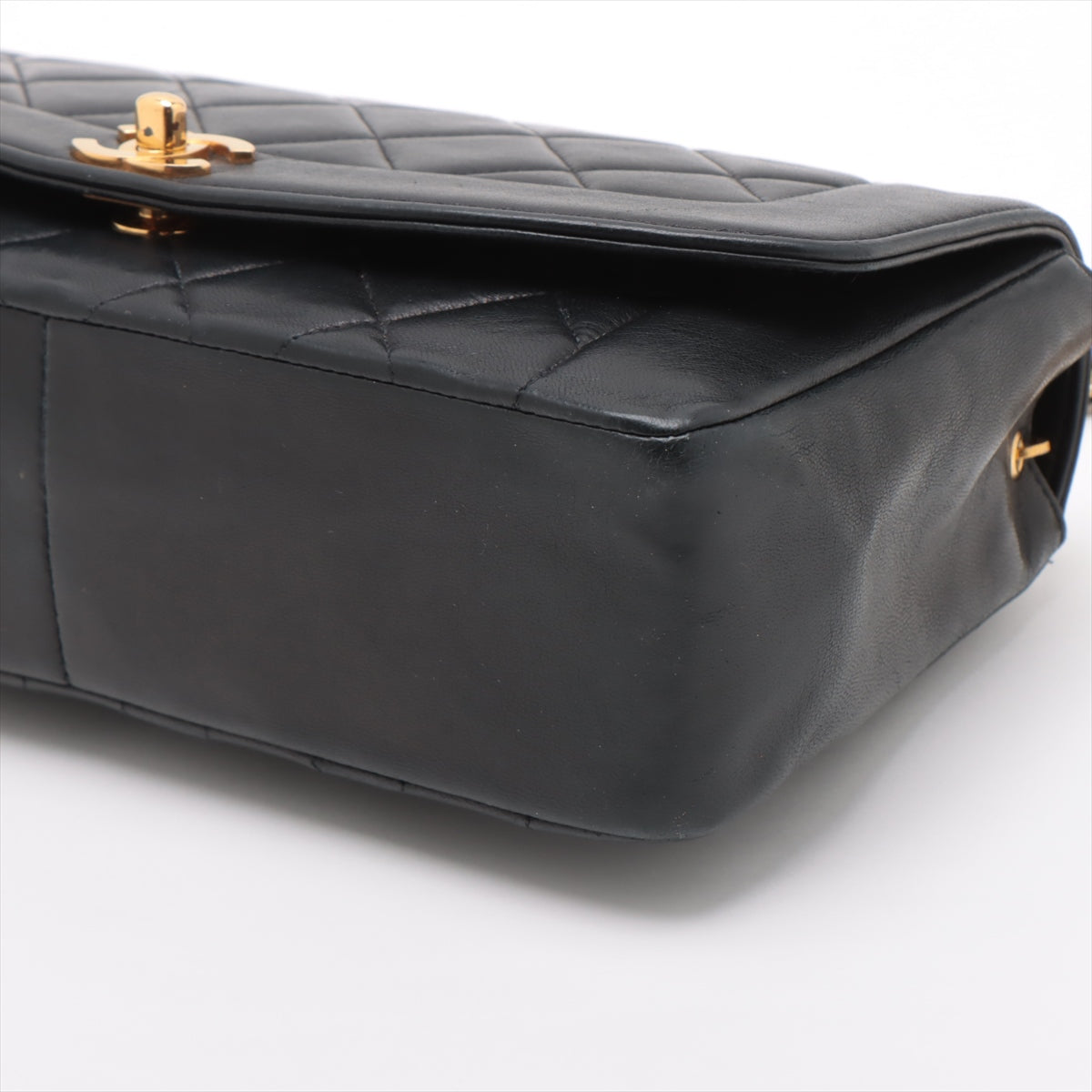 Chanel Vintage Medium Diana Lambskin 24k gold Black