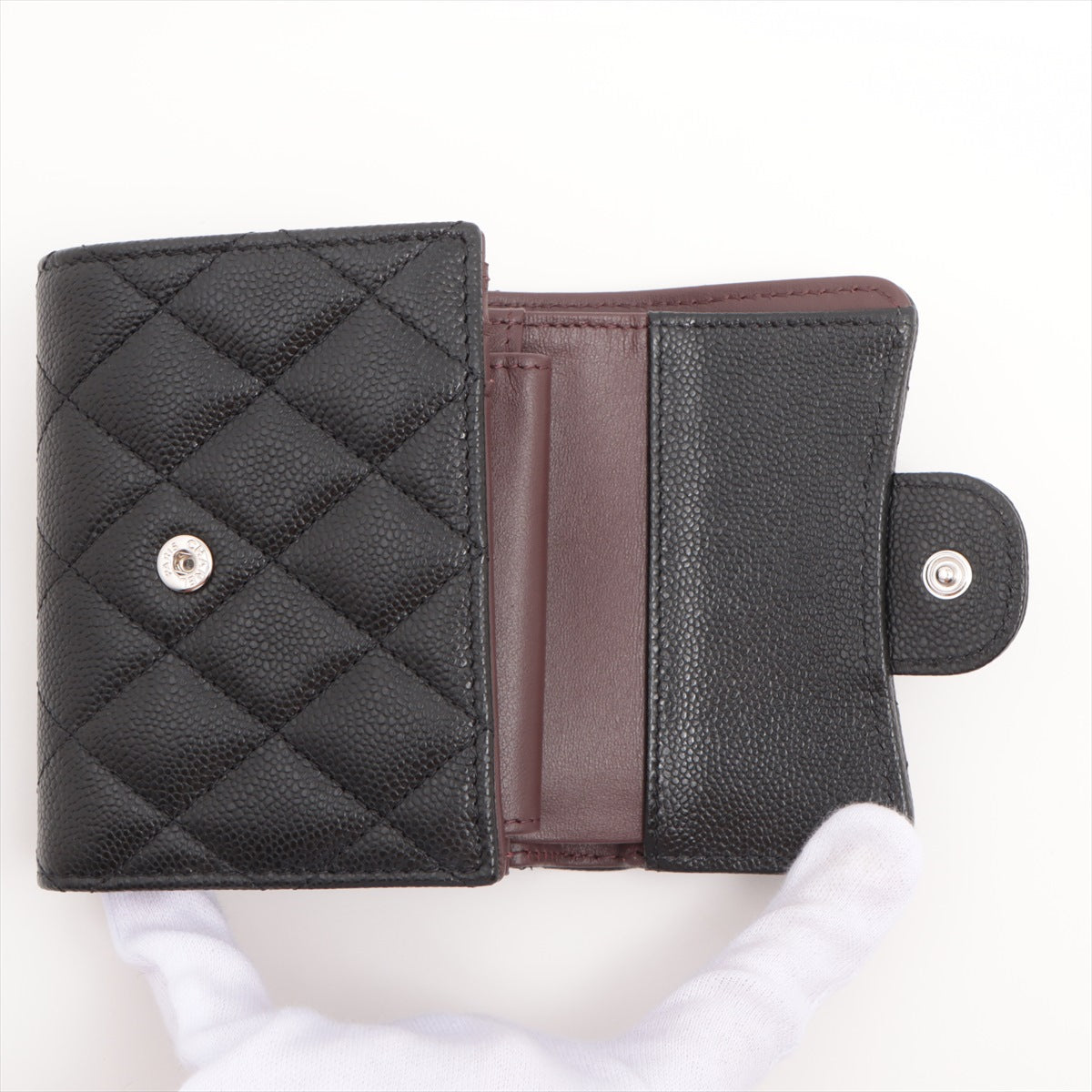 Black Classic Caviar Compact Wallet (Silvertone Metal Hardware) (Rented Out)