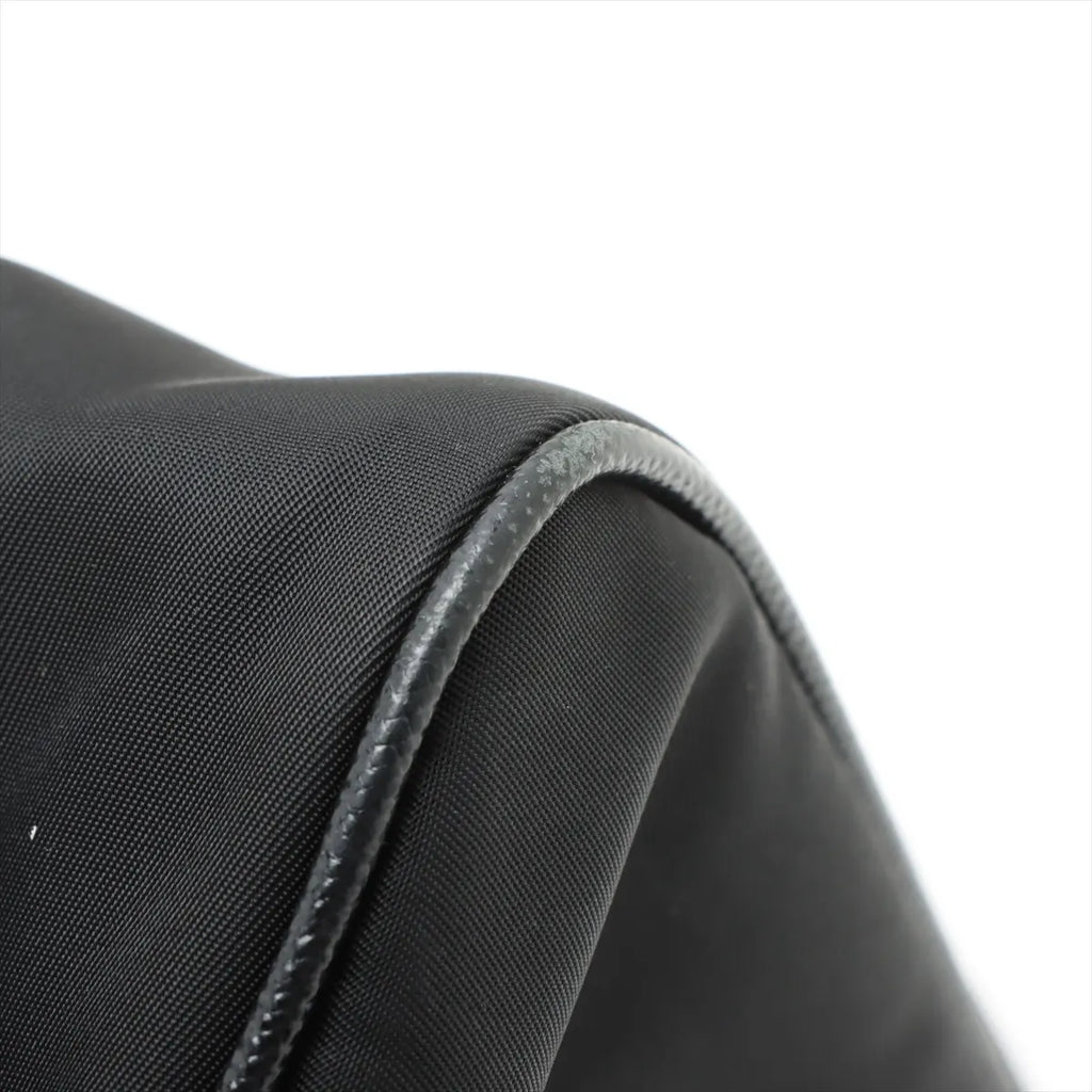 Prada Black Re-Edition 2005 Re-Nylon and Saffiaon Mini Bag [Clearance Sale]