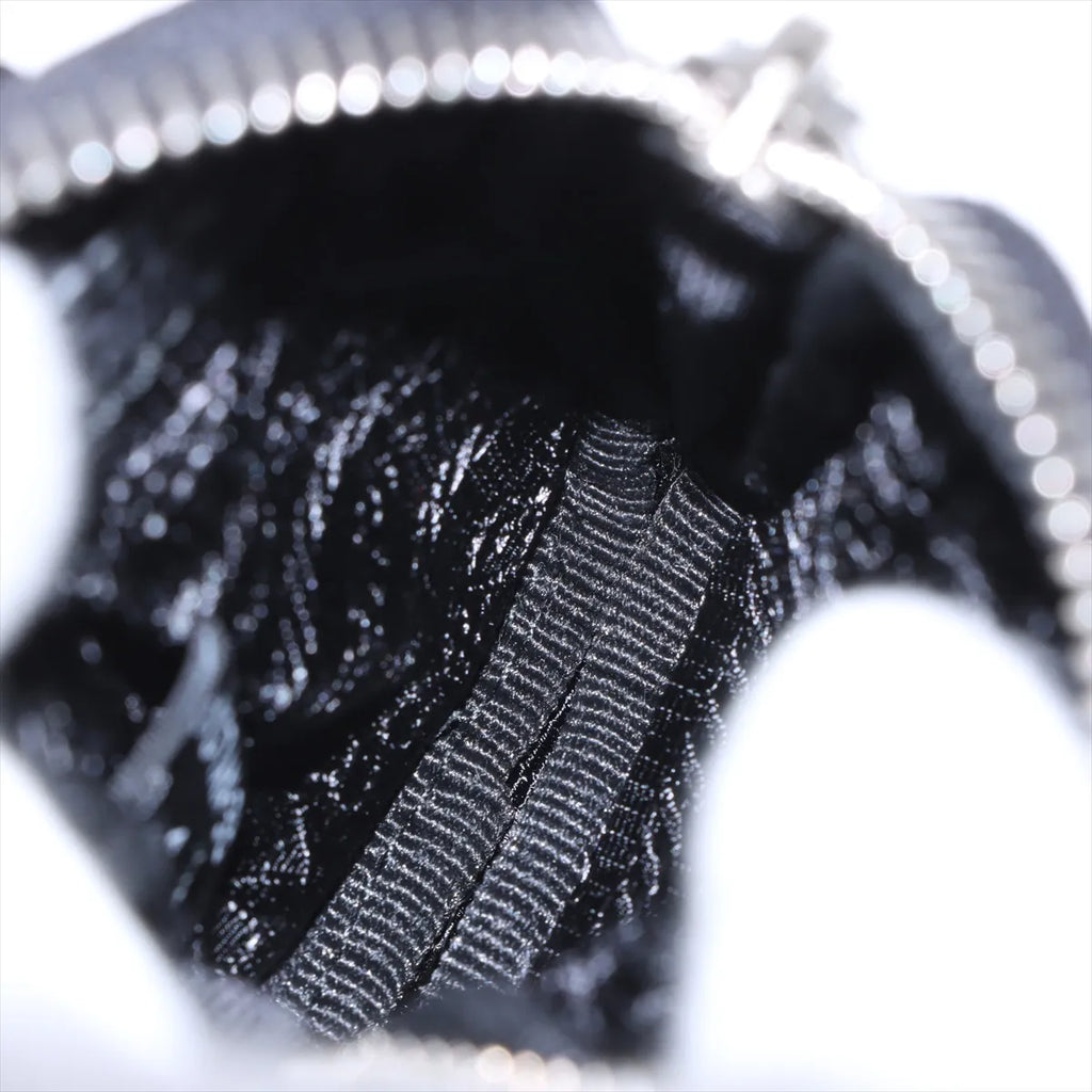 Prada Black Re-Edition 2005 Re-Nylon Shoulder Bag [Clearance Sale]