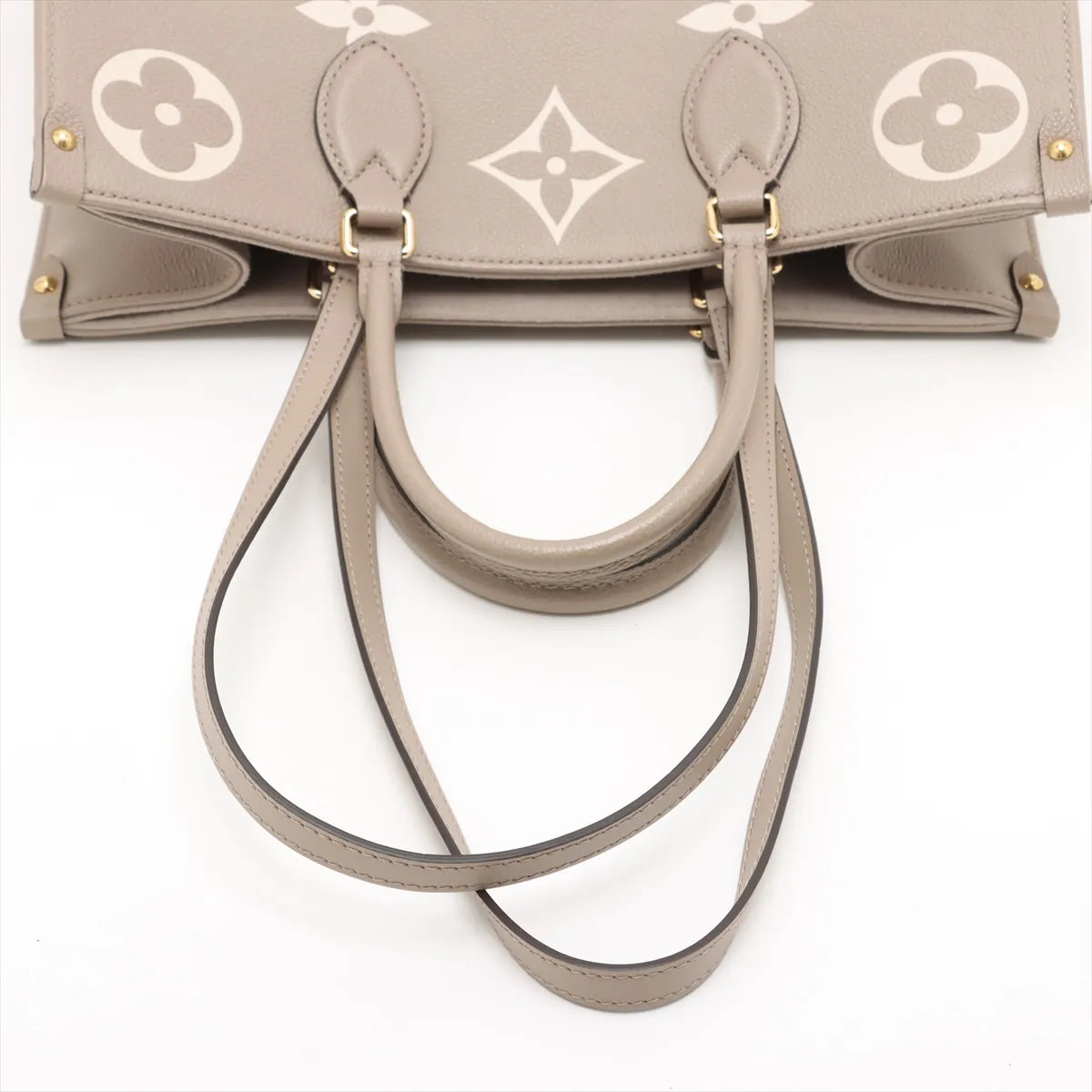Louis Vuitton Tourterelle Bicolor Monogram Empreinte Leather OnTheGo MM [Clearance Sale]