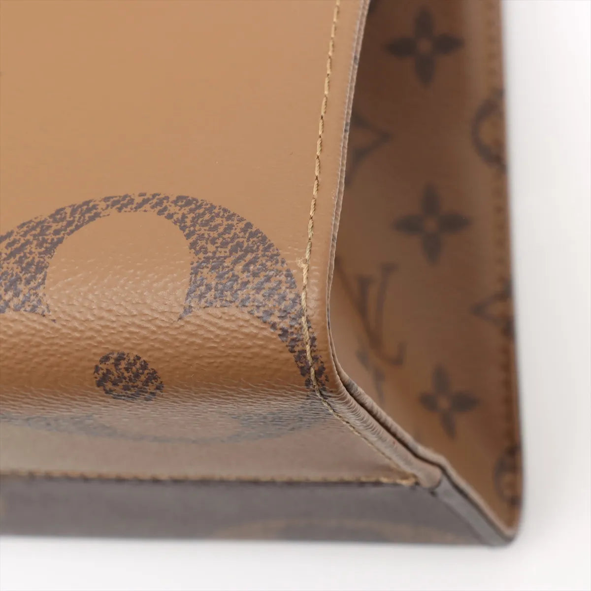 Louis Vuitton Monogram Leather OnTheGo MM [Clearance Sale]