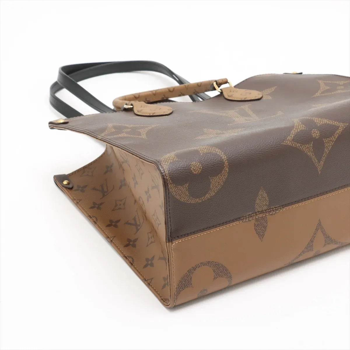 Louis Vuitton Monogram Leather OnTheGo MM [Clearance Sale]