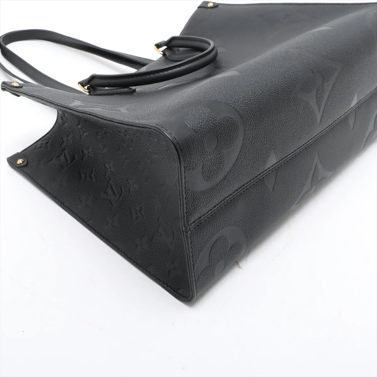 Louis Vuitton Black Monogram Empreinte Leather OnTheGo MM [Clearance Sale]