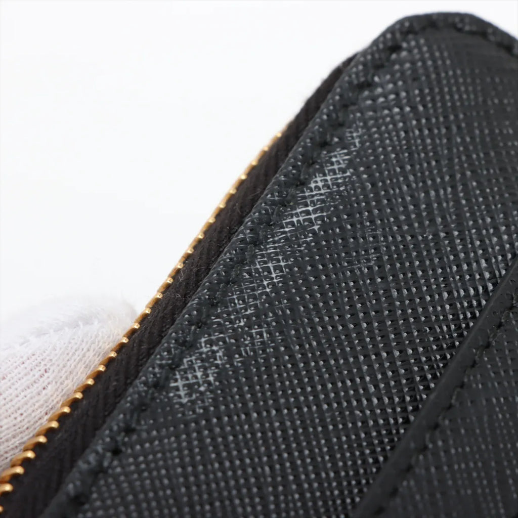 Prada Black Saffiano Leather and Re-Nylon Re-Edition 2005 Shoulder Bag [Clearance Sale]
