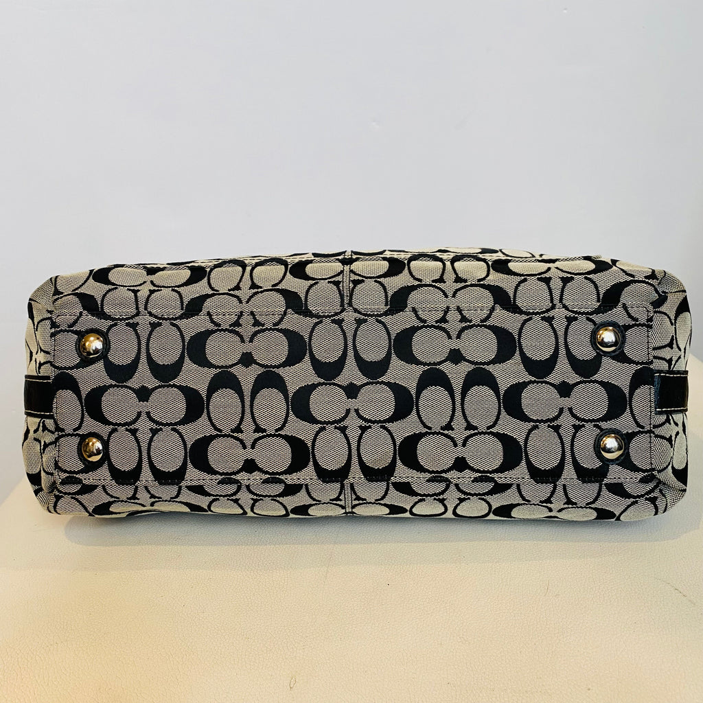 COACH Penelope Signature Black/Gray Tote Handbag F14692