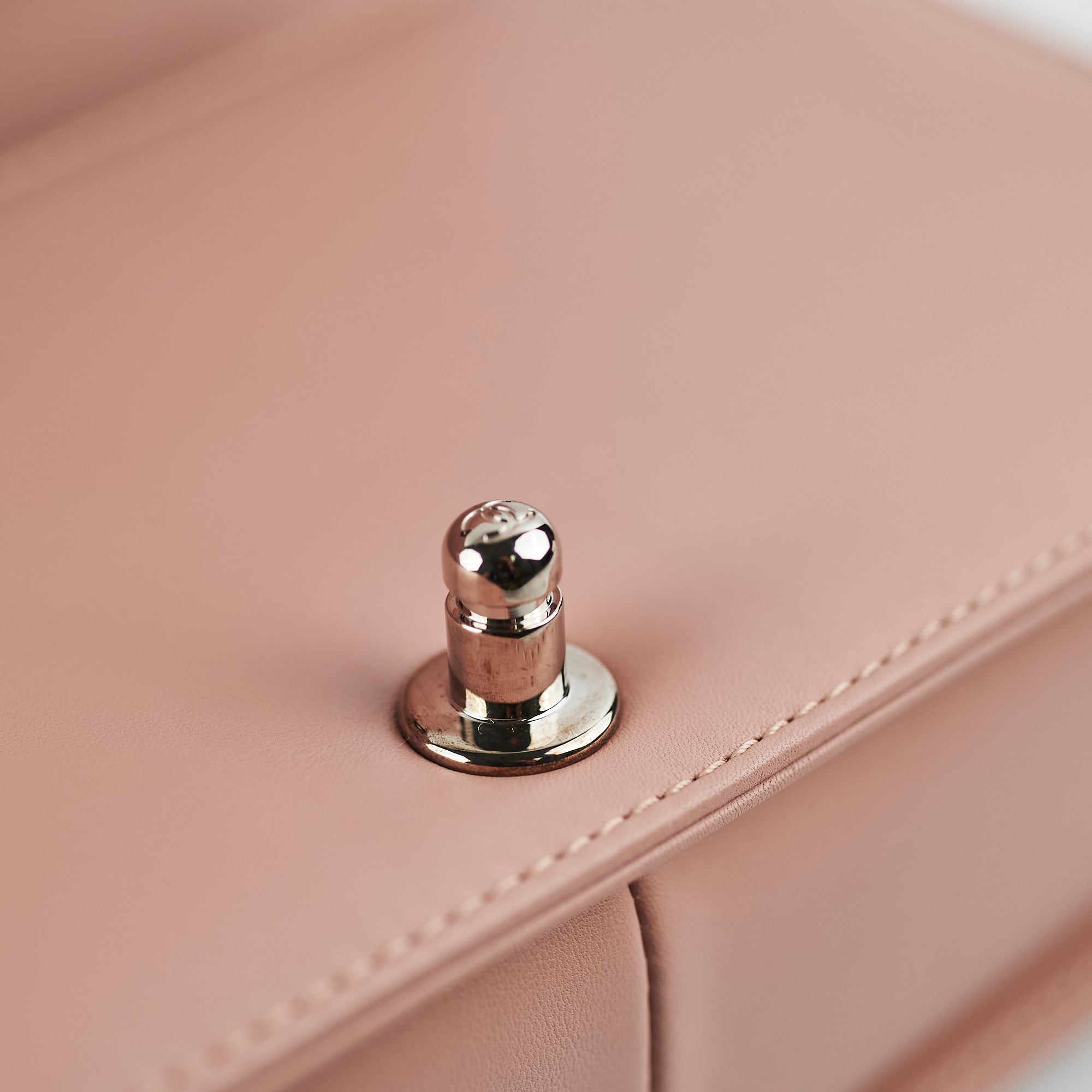 Chanel Old Medium Boy Pink