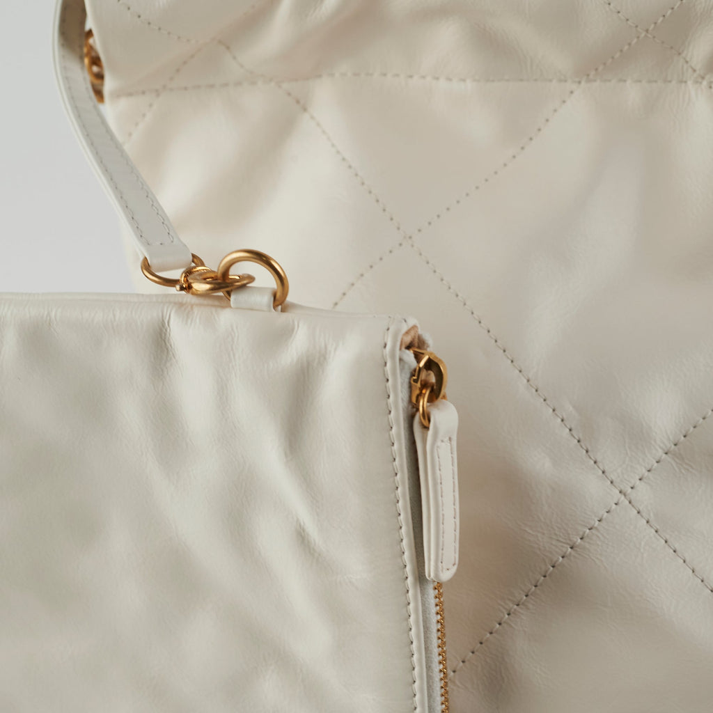 Chanel 22 Medium White