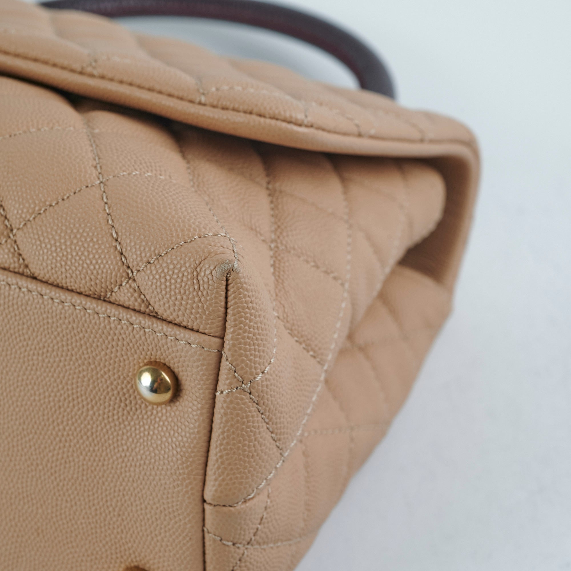 Chanel Medium Caviar Coco Handle Beige (Lizard embossed top handle)