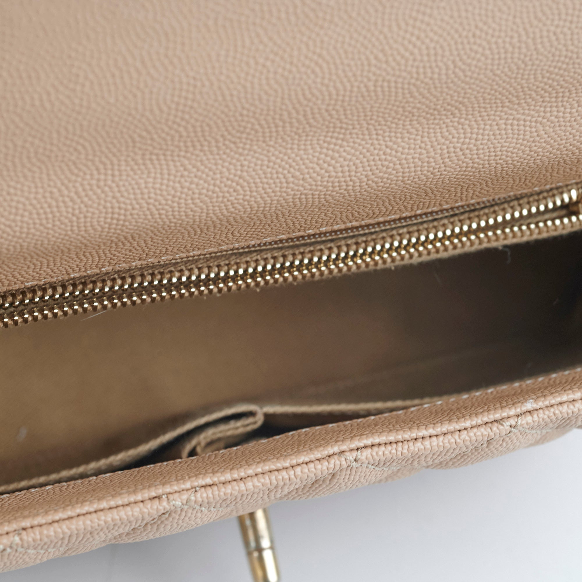 Chanel Medium Caviar Coco Handle Beige (Lizard embossed top handle)