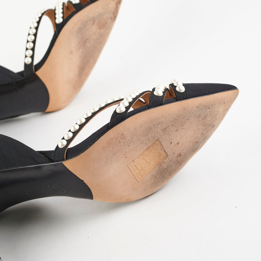 Chanel Pearl Heels Size 36 Black