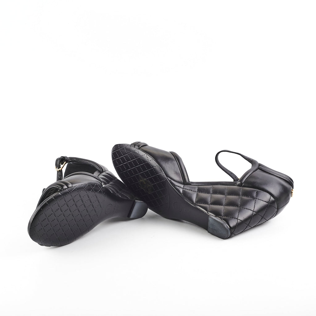 Chanel Quilted Black Sandals Size 40