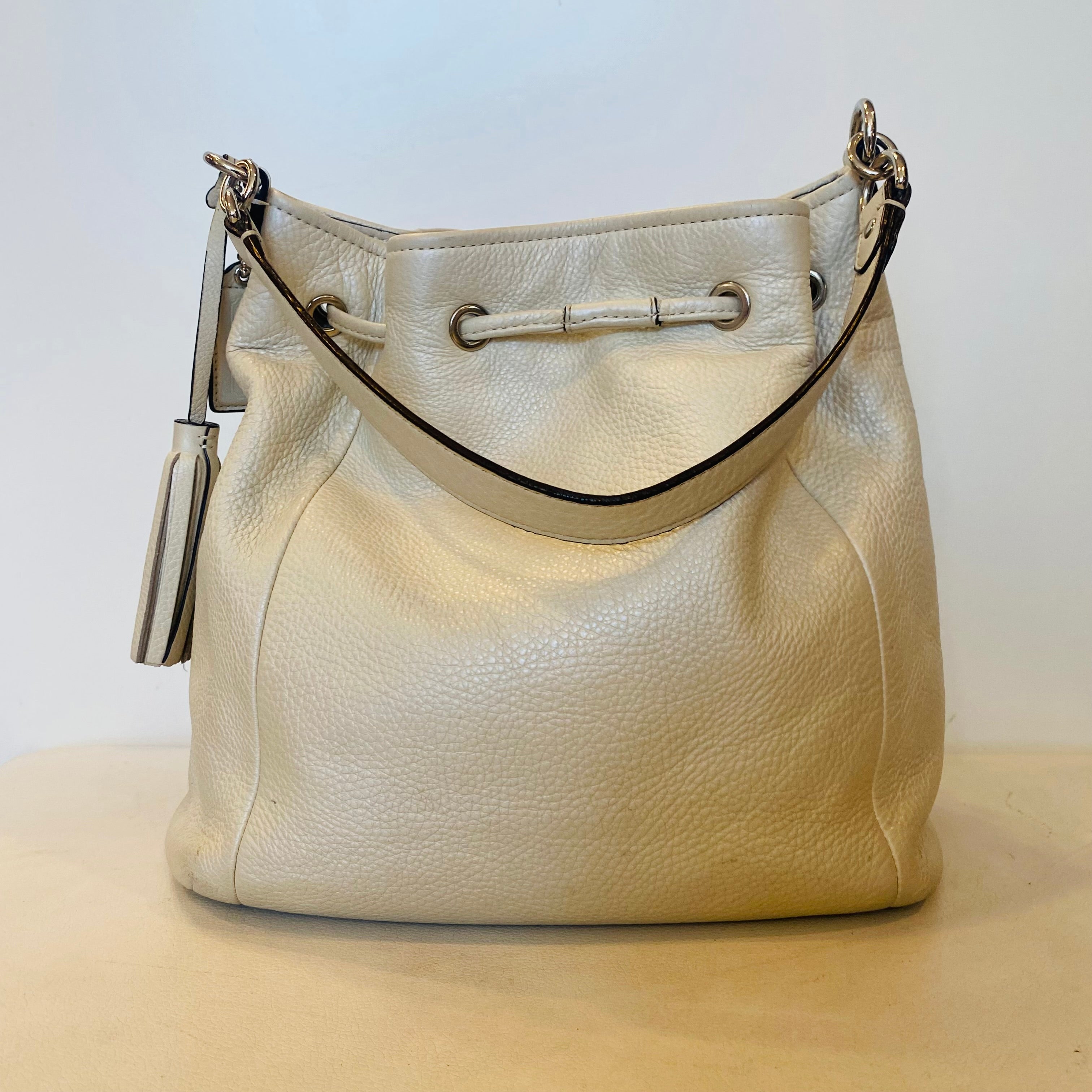 COACH Avery Leather Shoulder Bag Pearl/Ivory #F27003