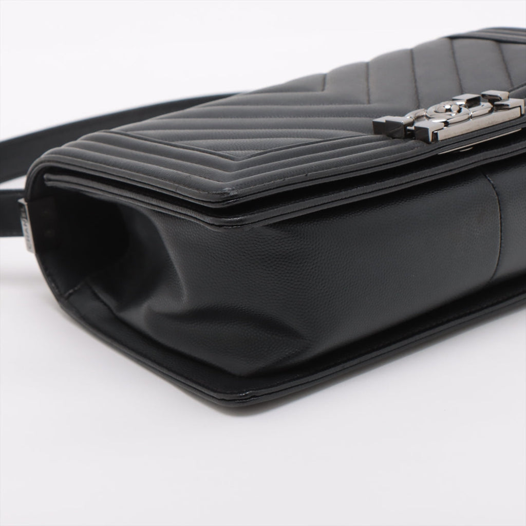 Chanel Old Medium Boy Chevron Caviar Black - 25 series