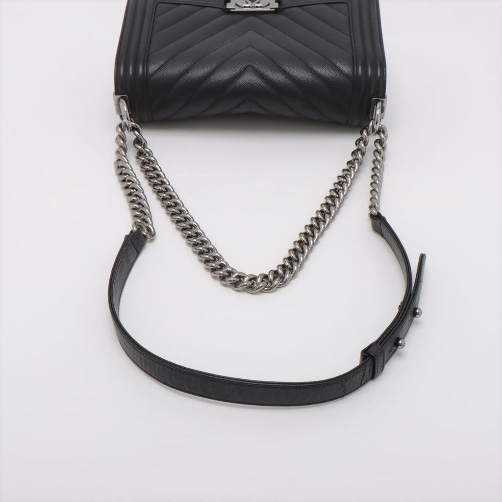 Chanel Old Medium Boy Chevron Caviar Black - 25 series
