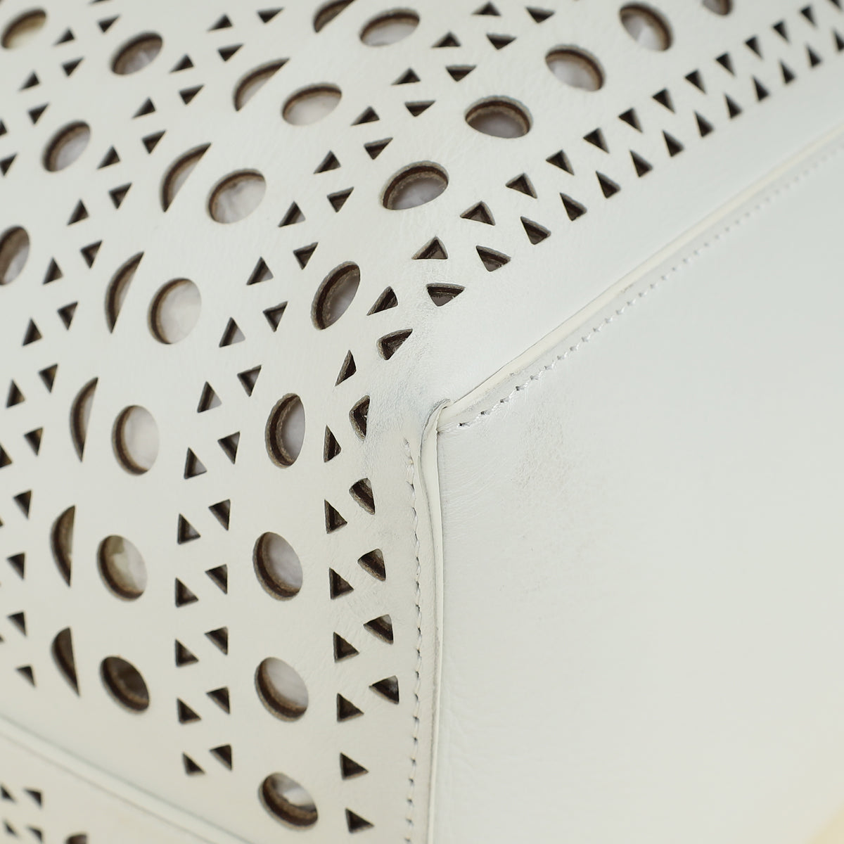Alaïa White Mina 44 Tote Bag