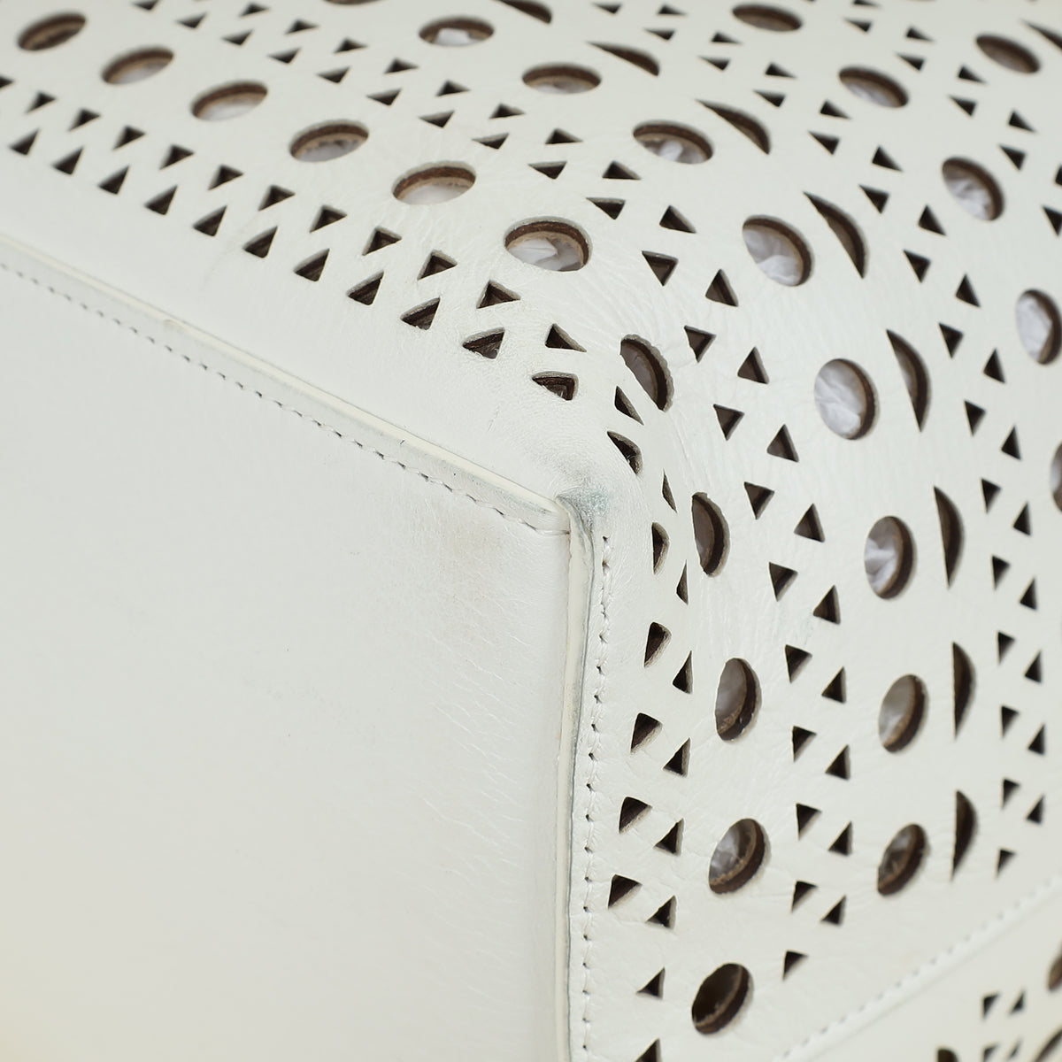 Alaïa White Mina 44 Tote Bag