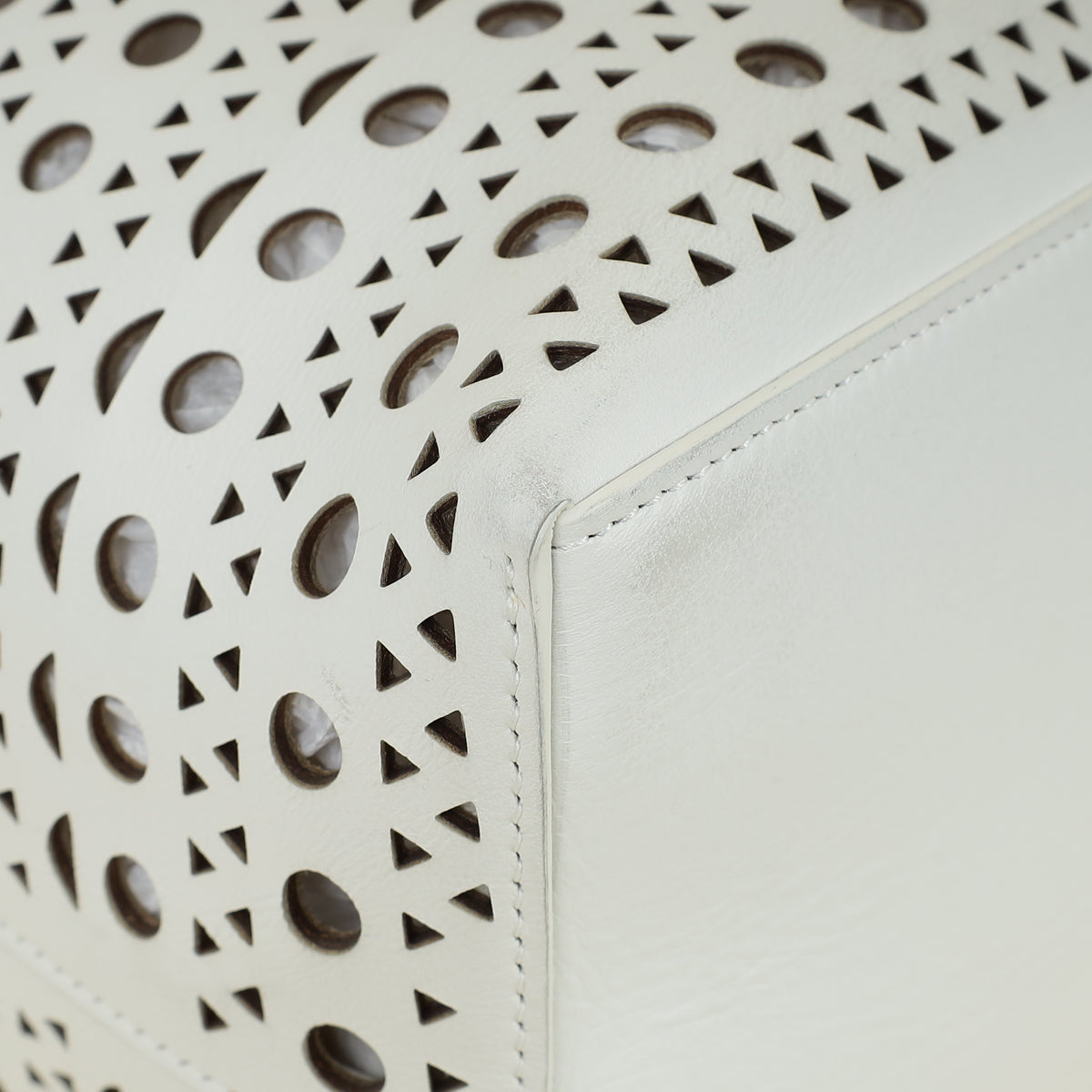 Alaïa White Mina 44 Tote Bag
