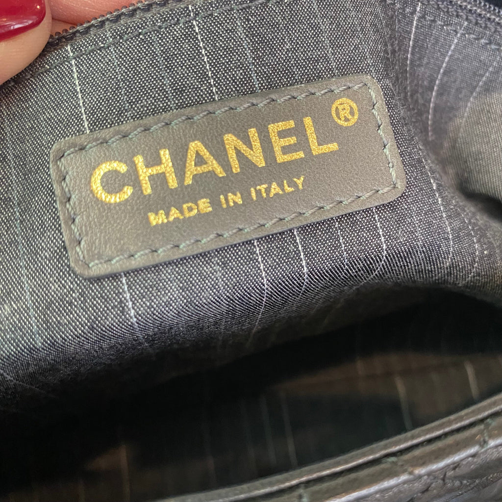 CHANEL Quilted Pearl CC Flap Shoulder Bag Black