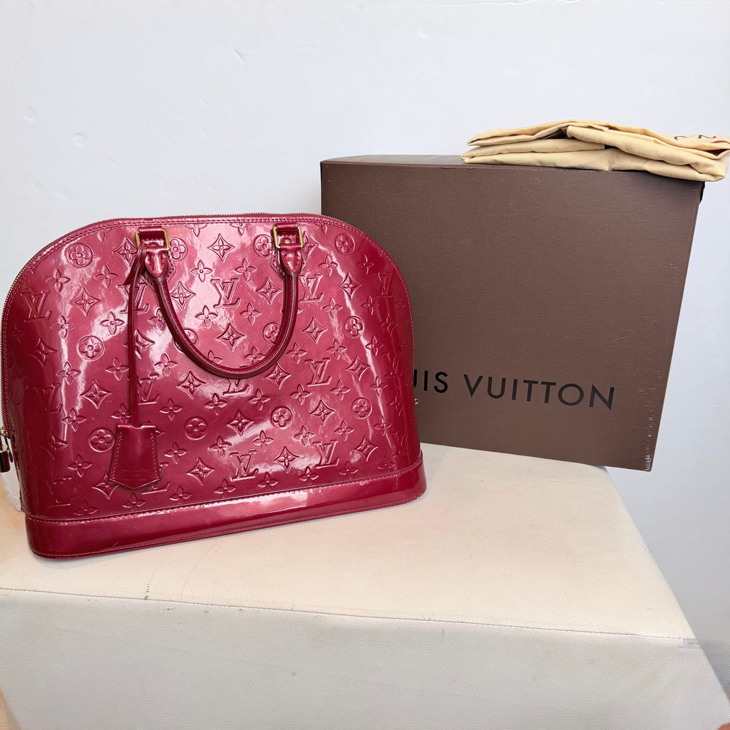 LOUIS VUITTON Vernis Alma MM Pomme D'Amour