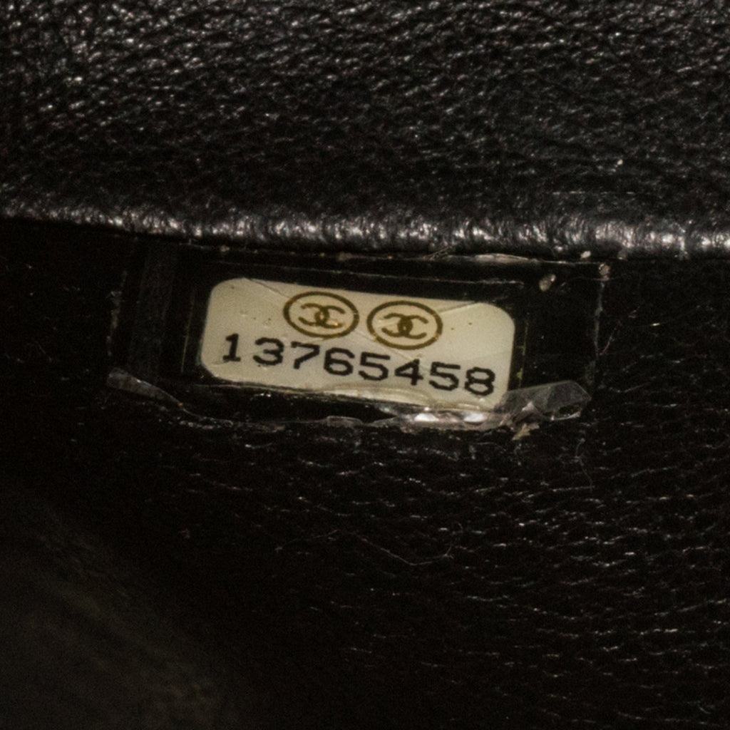 Chanel Classic Flap Bag - Medium - Patent Black